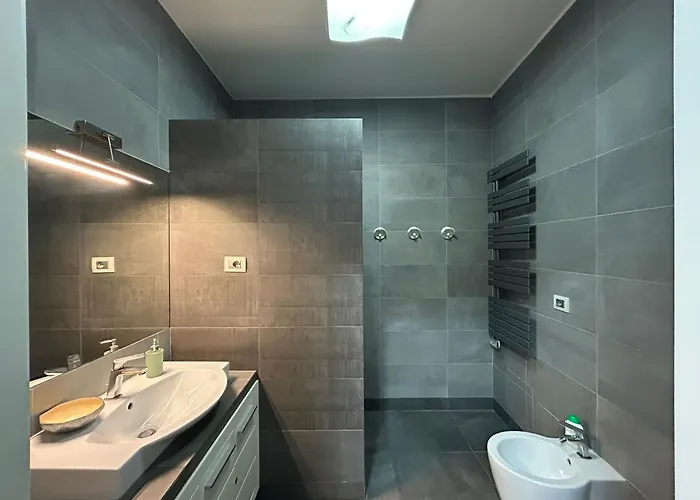 Conte Mezzocannone Lägenhet